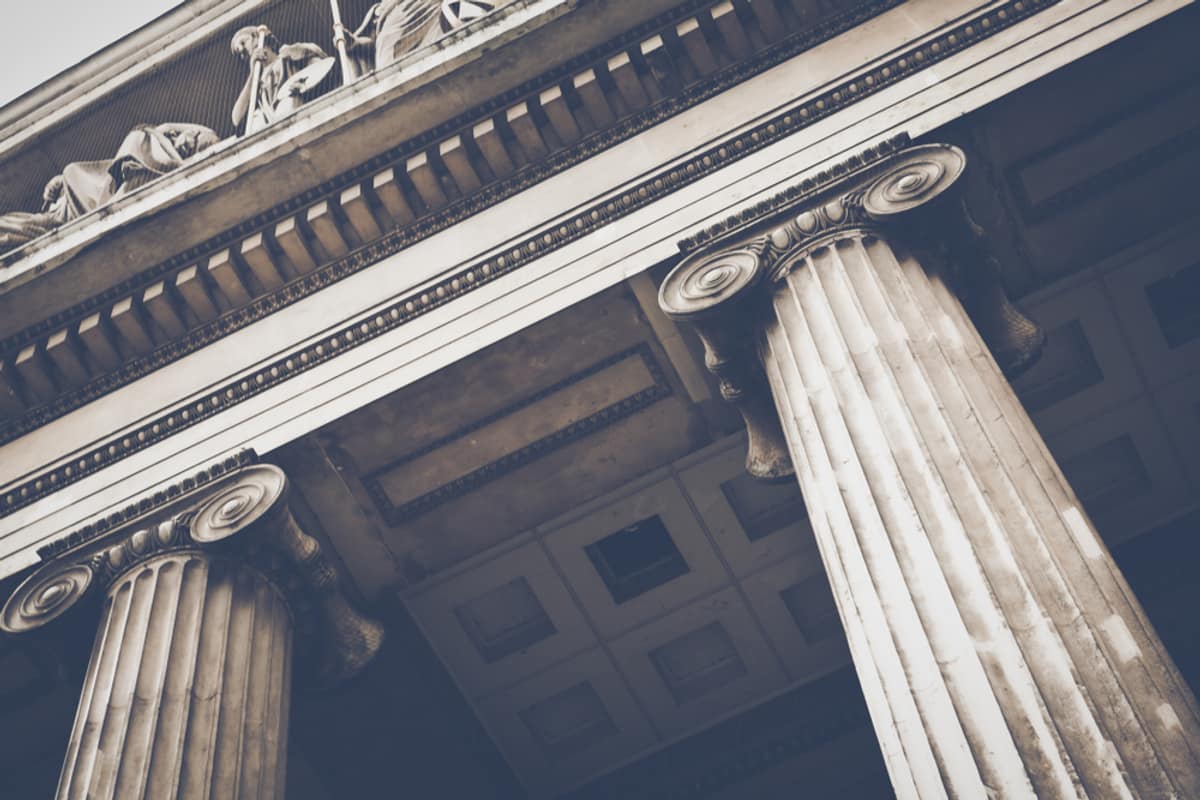 Dubai notary services